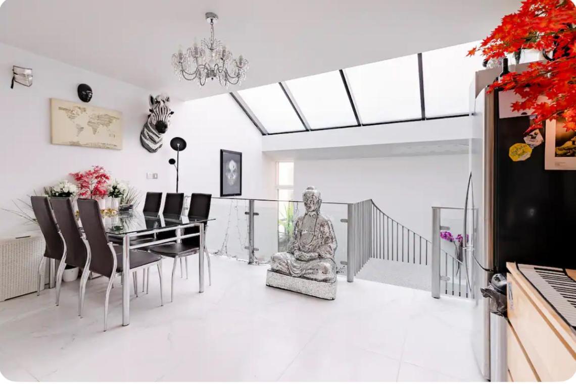 Lockable Ensuite In Modern Space With Shared Kitchen Fast Wifi Accommodatie bij particulieren